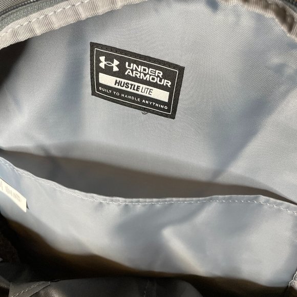 New Under Armour Hustle Lite Backpack - Picture 16 of 16